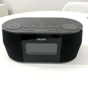 iHome speaker - Bluetooth, radio, usb, alarm